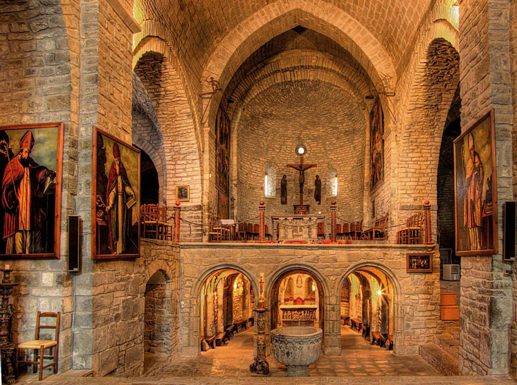 Interior de la Catedral de Roda de Isabena.